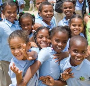 Children of the families of the Dominican cocoa co-operative CONACADO, a partner of Equal Exchange. 